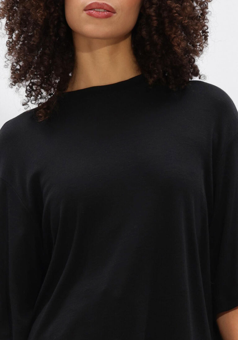 zwarte rohe top oversized soft merino t shirt