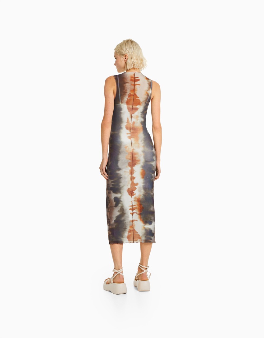 Vestido midi de tule estampado sem mangas