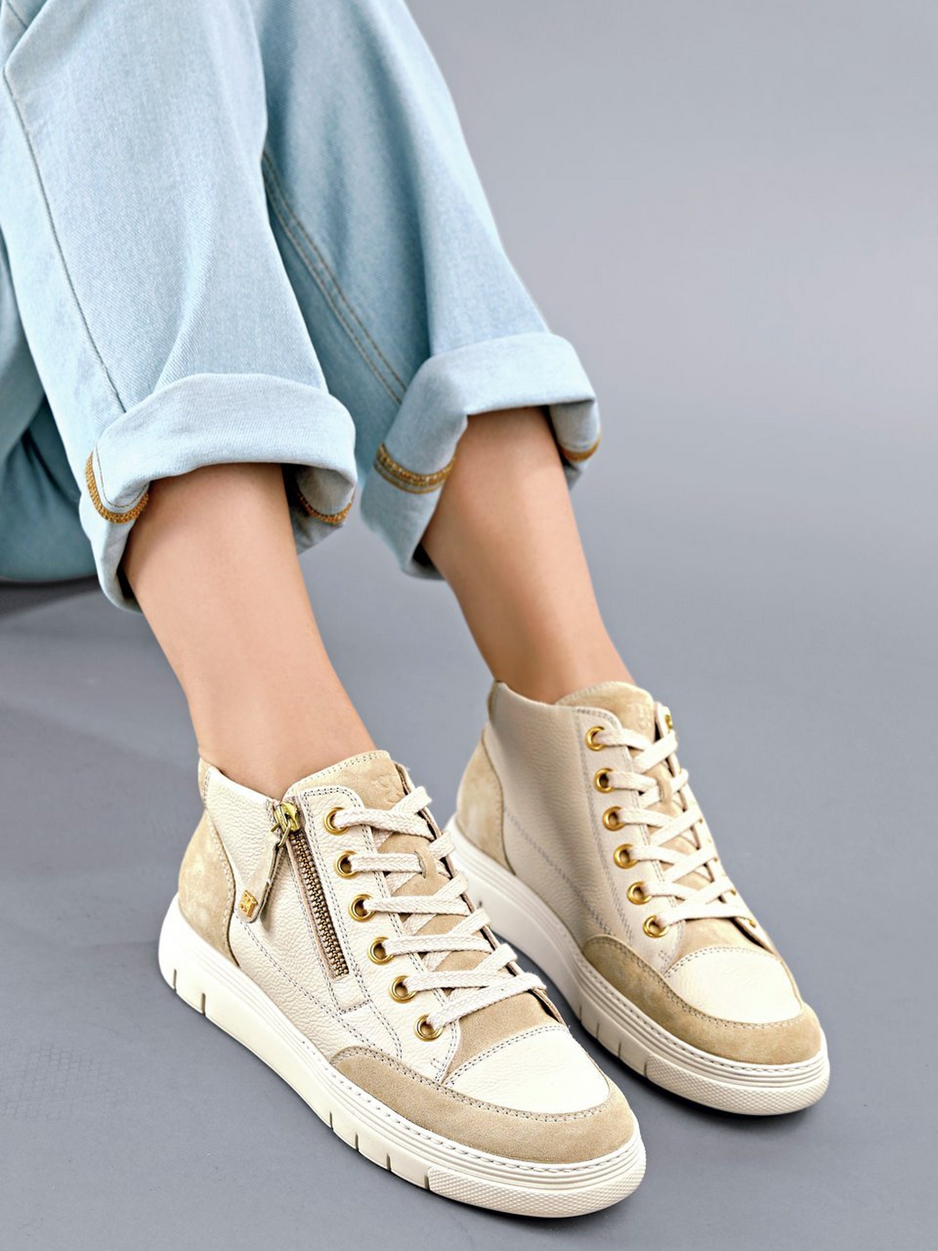 Sneaker