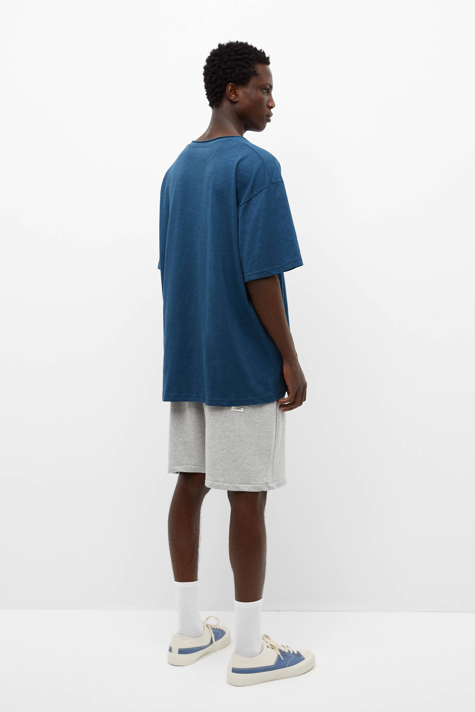CAMISETA BÁSICA DE MANGA CURTA - AZUL