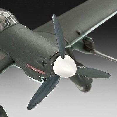 Revell - Junkers Ju87 G/D Tank Buster Modelfly Byggesæt - 04692