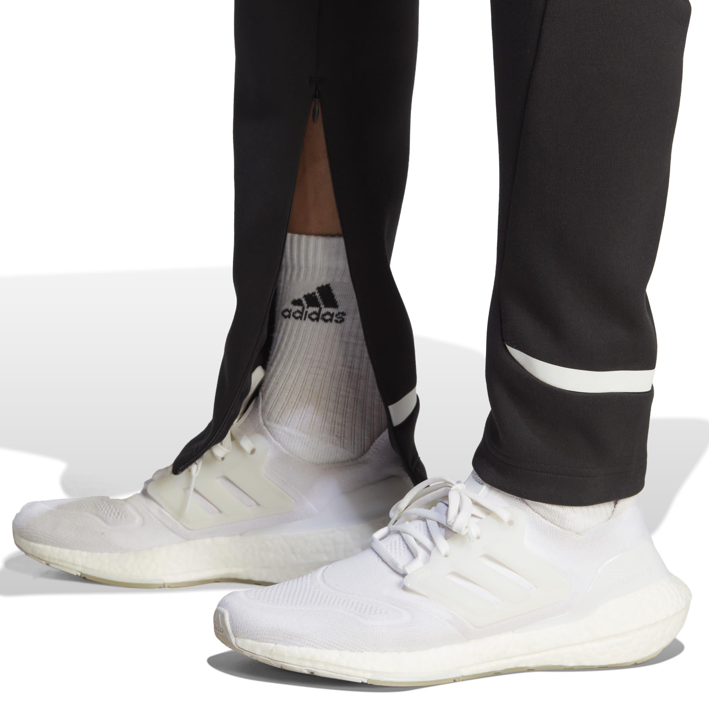 adidas Juventus Gameday Tracksuit Bottoms 2023 2024 Adults