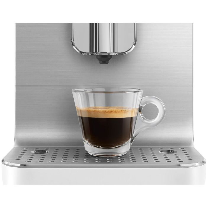 SMEG Kaffeevollautomat 50's Style BCC13WHMEU Weiß Matt