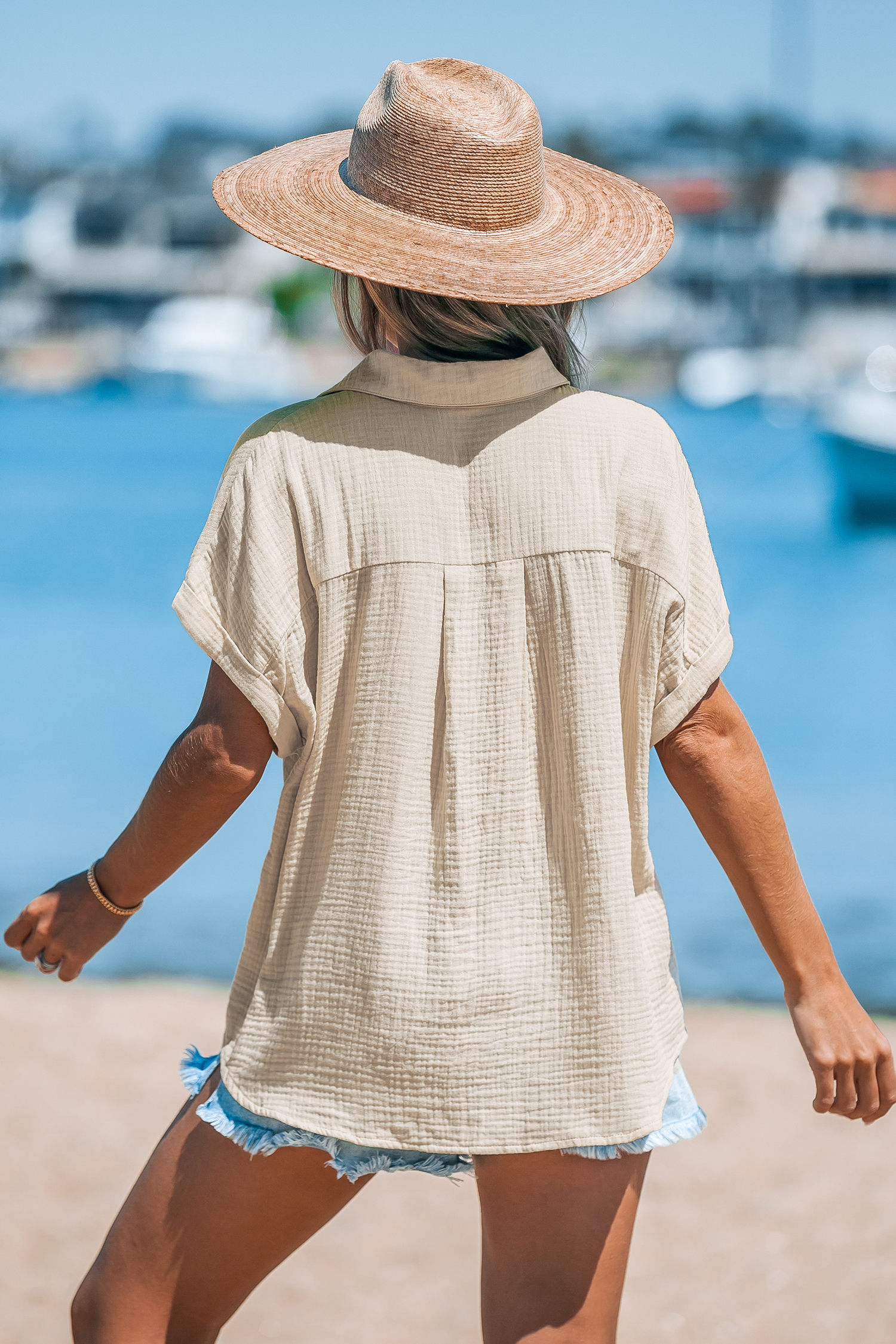 Chemise en pur coton à manches courtes et boutons abricot