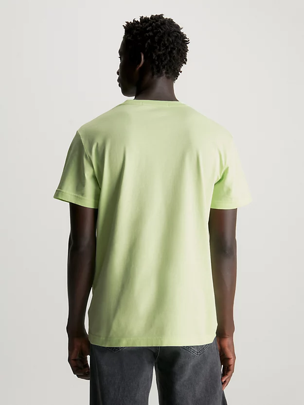 Camiseta com monograma