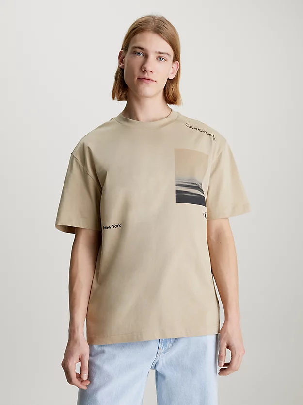 Camiseta com estampa fotográfica
