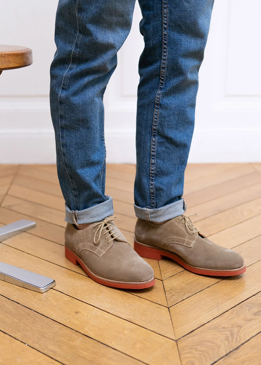 NEW BUCK VELOURS BEIGE SEMELLE CRANTEE MICRO ROUGE