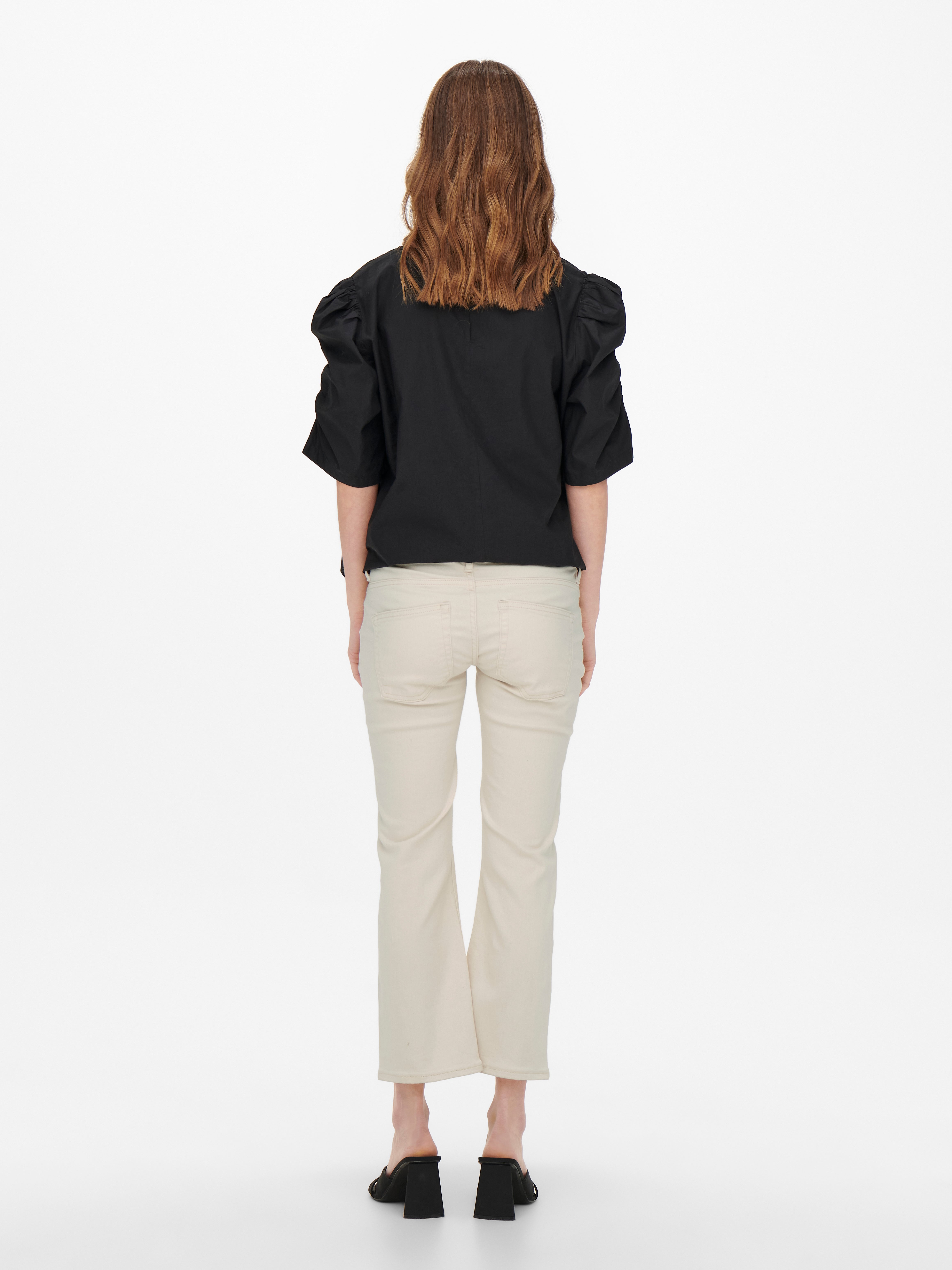 OLMKENYA Mittlere Taille Ausgestellt Jeans Ecru