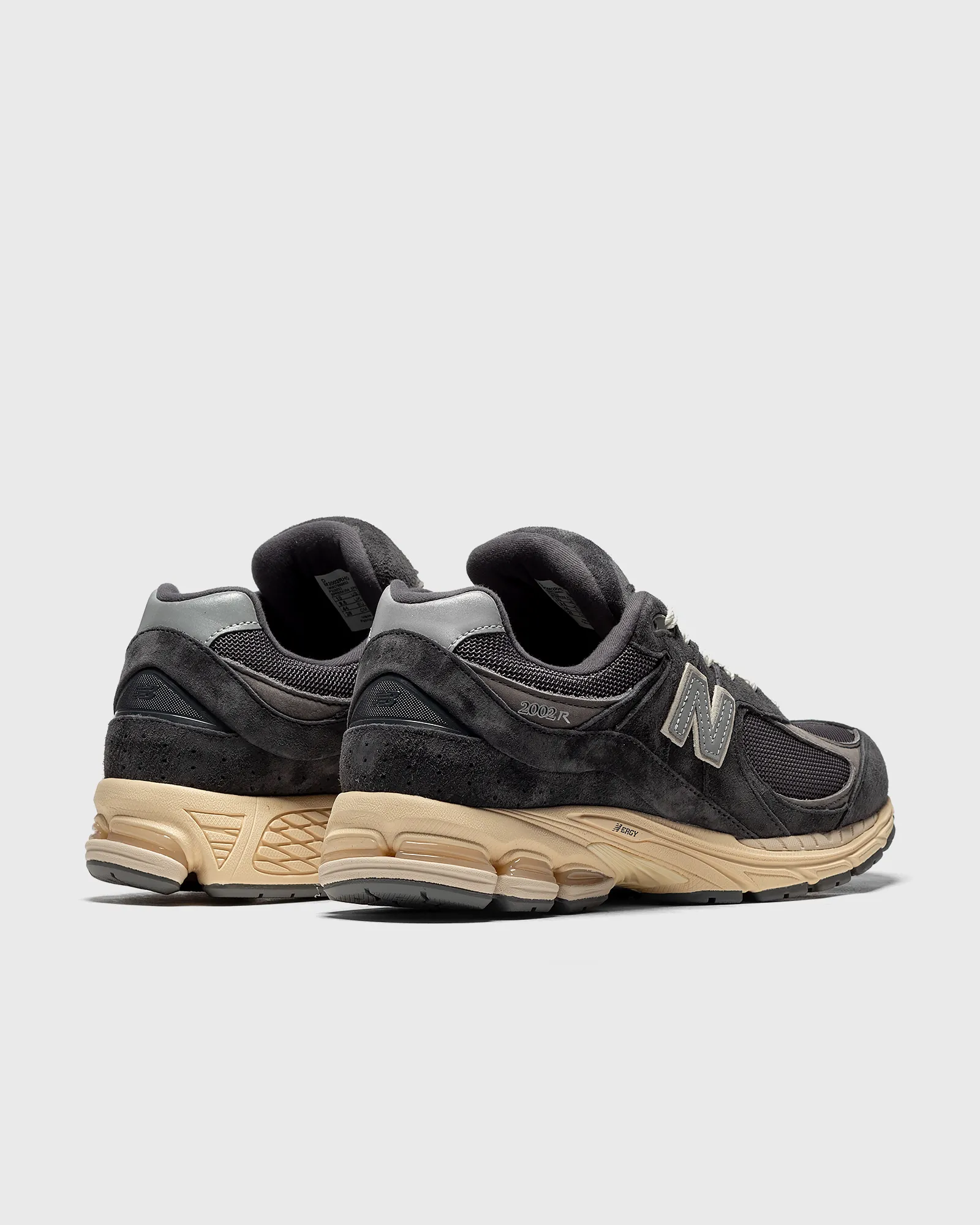 New Balance M2002RV1