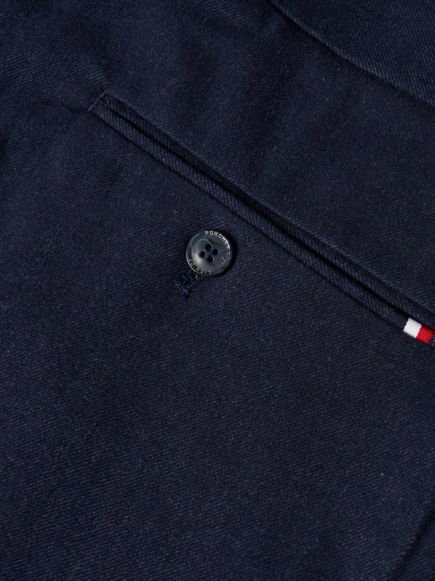 Calças chino regular fit com cordão