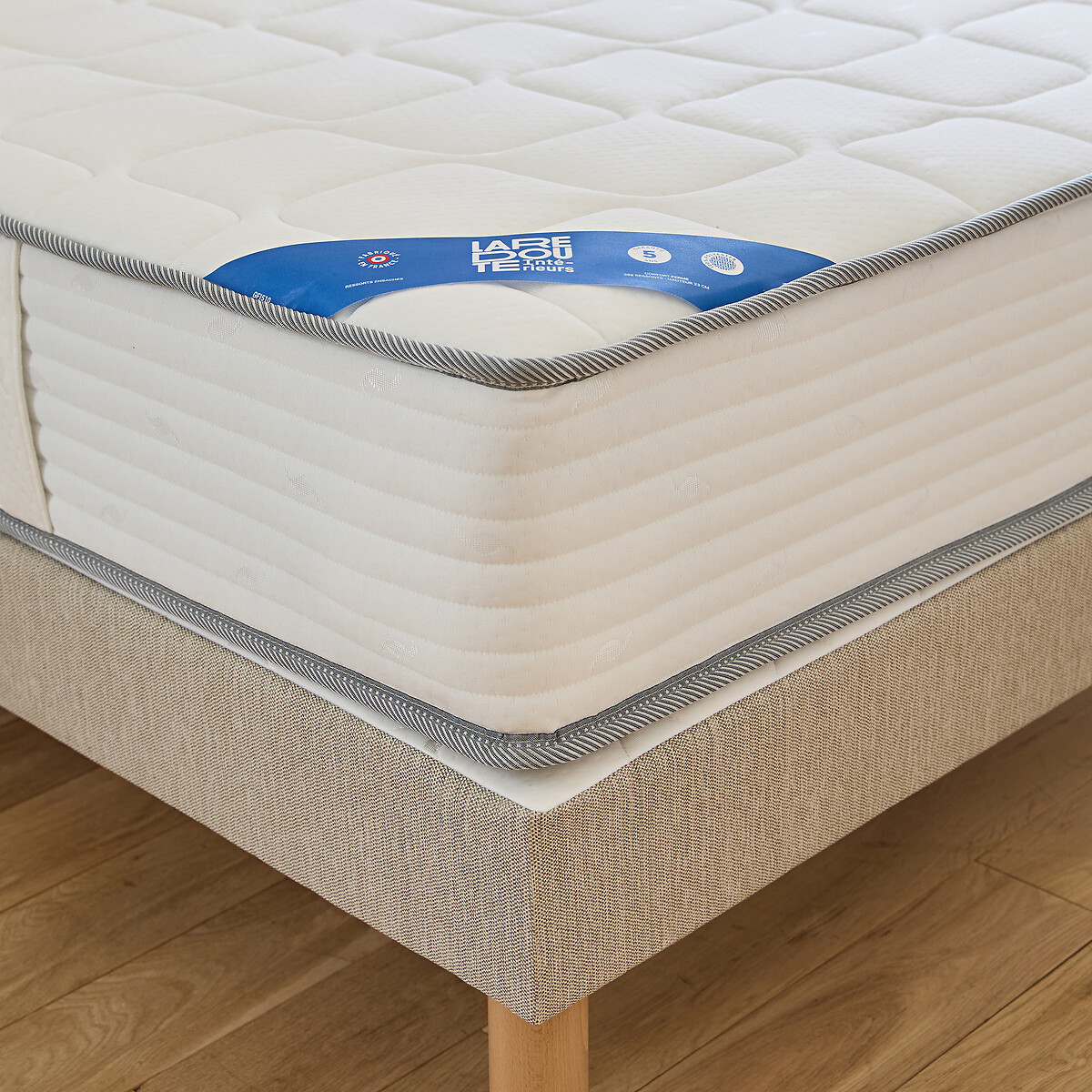LA REDOUTE INTERIEURS<br>588 colchão de molas firmes + conjunto base