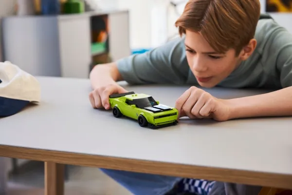 LEGO Speed Champions 77237 Dodge Challenger SRT Hellcat-sportsvogn