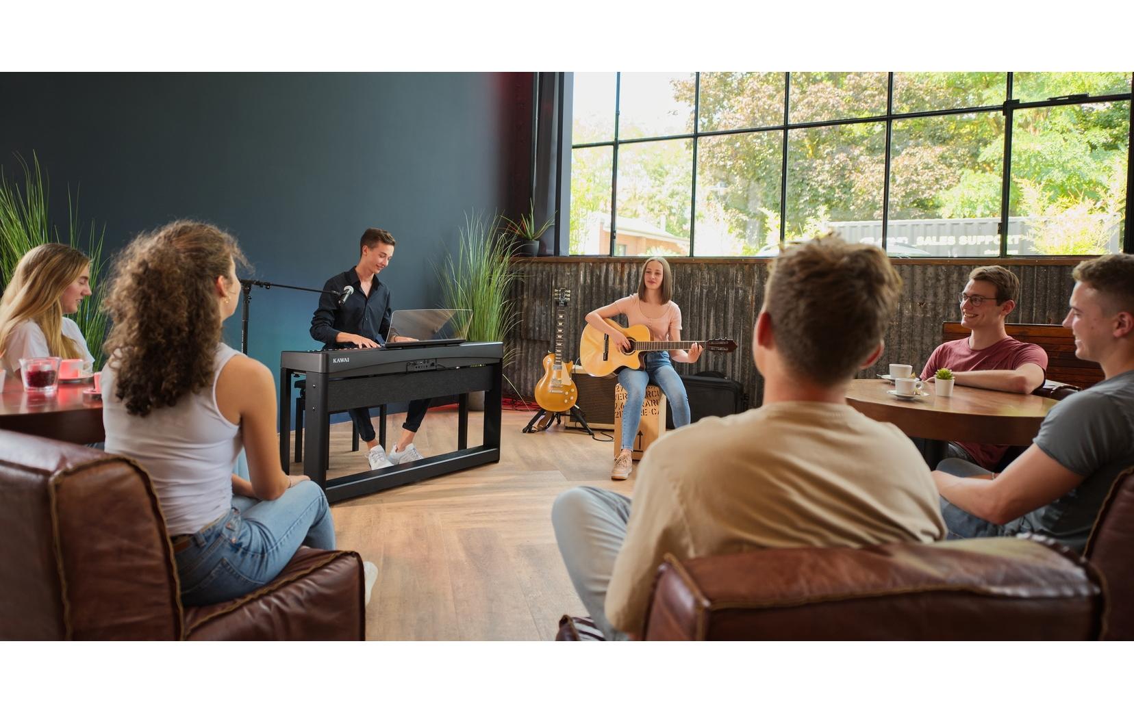 E-Piano ES-920 – Schwarz<br>Digitalpiano mit Flügelanschlag und -ton sowie Bluetooth- und USB-Anschlussmöglichkeit