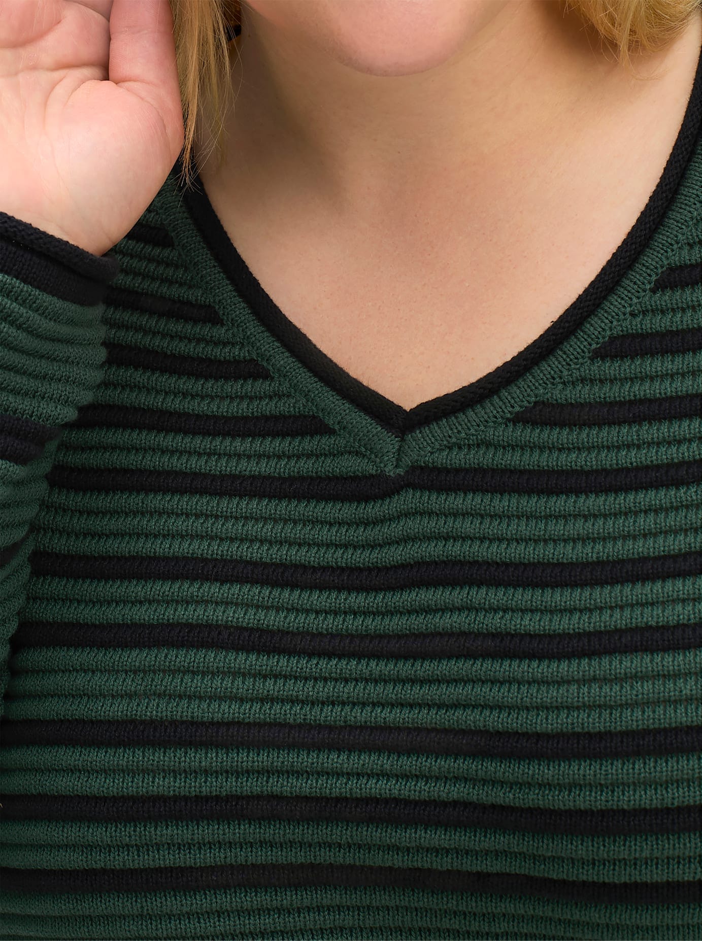 Sheego V-Ausschnitt-Pullover »V-Pullover«