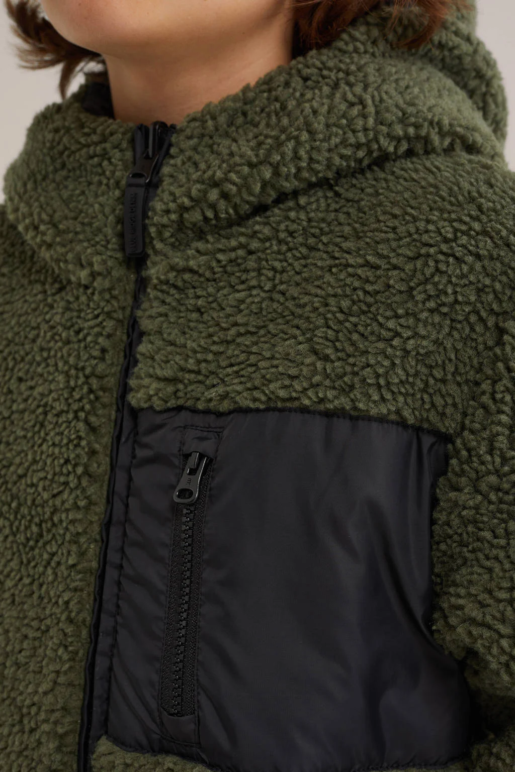 WE Fashion Blue Ridge teddy reversible jas winter donkergroen