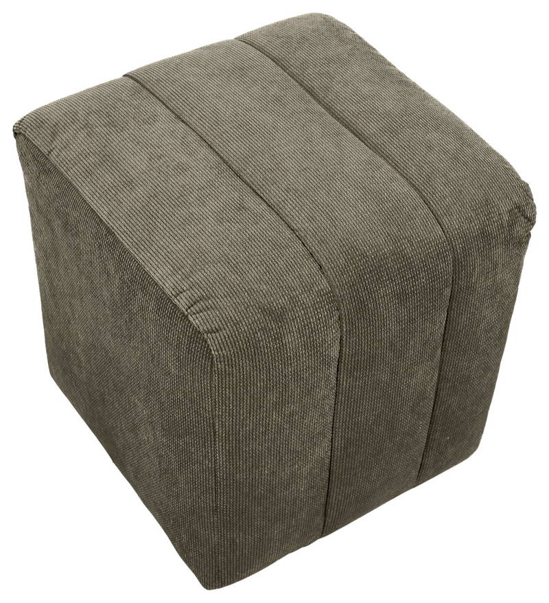 Novel Hocker LAILA