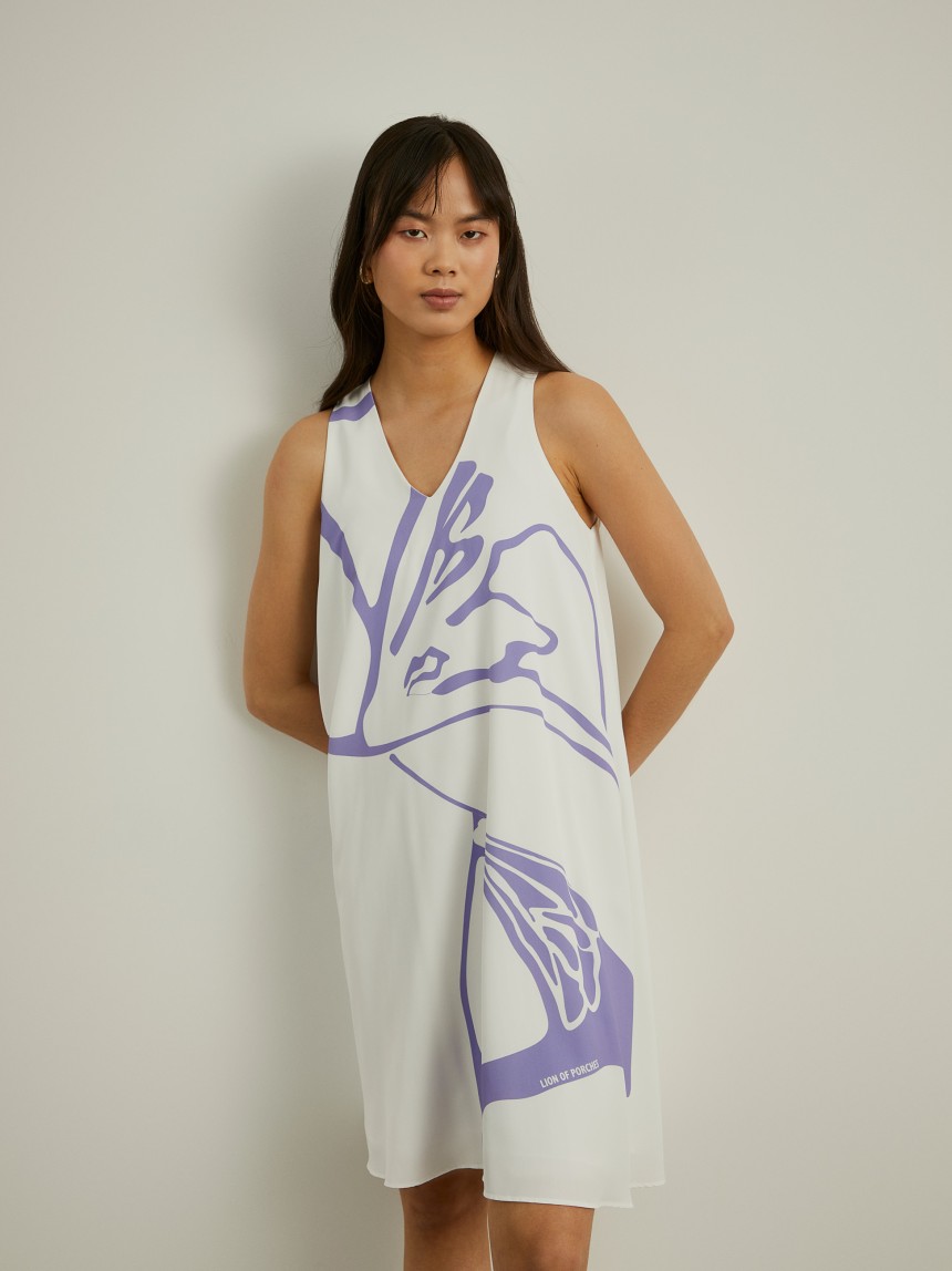 Vestido fluido com estampado floral
