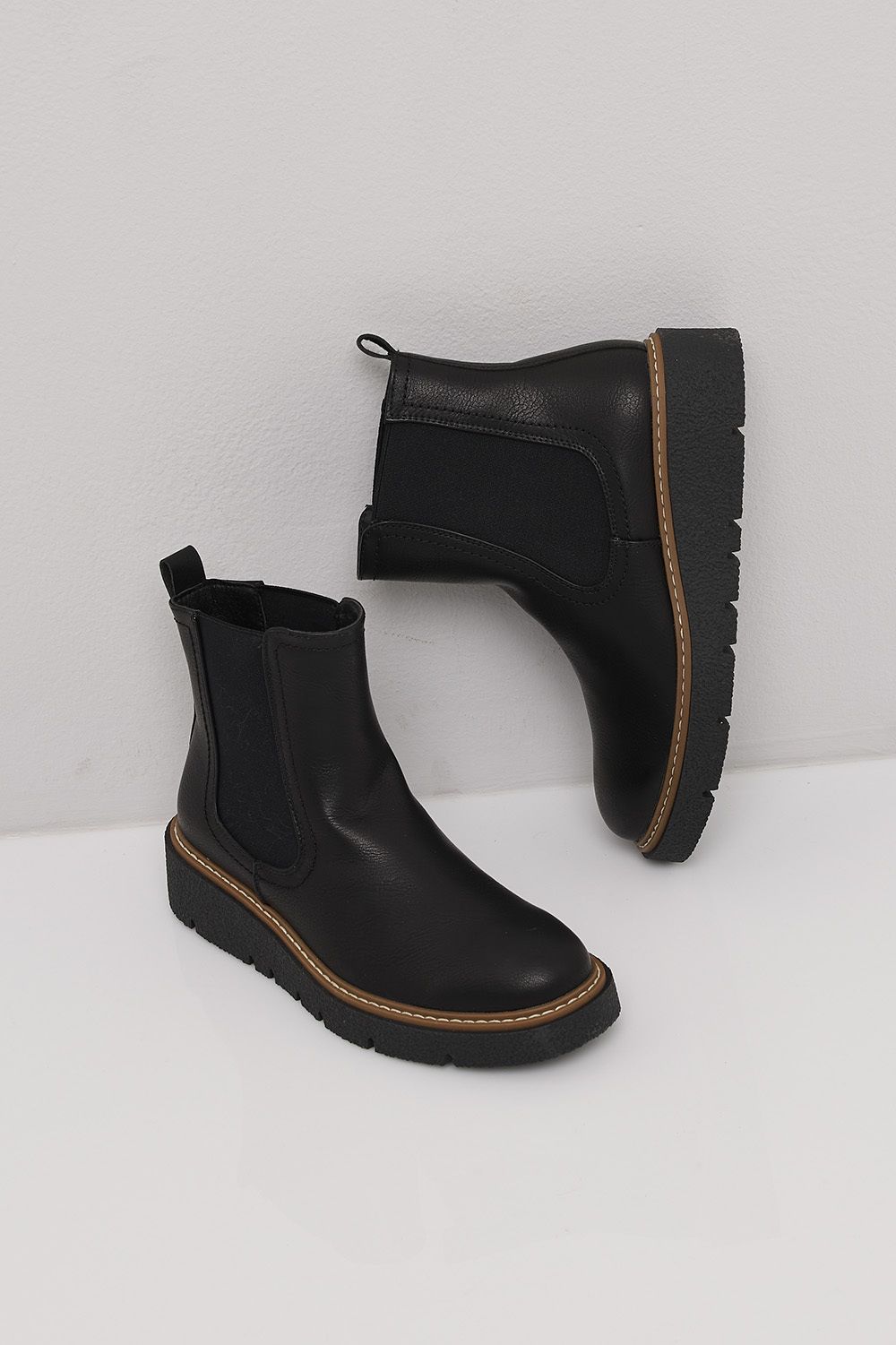 Boots Abril