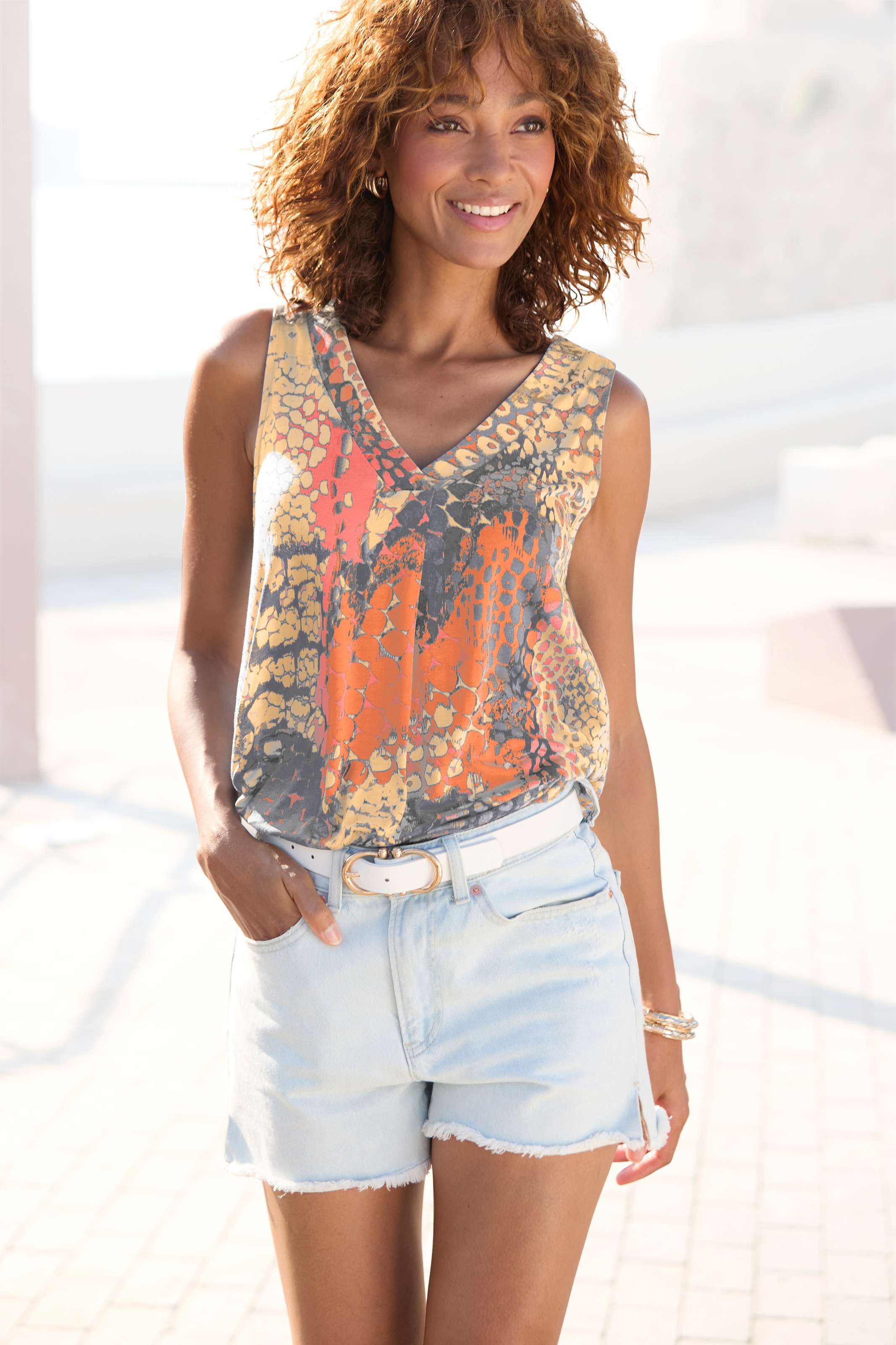 Buffalo Strandtop mit Animalprint, sommerliches Blusentop mit V-Ausschnitt
