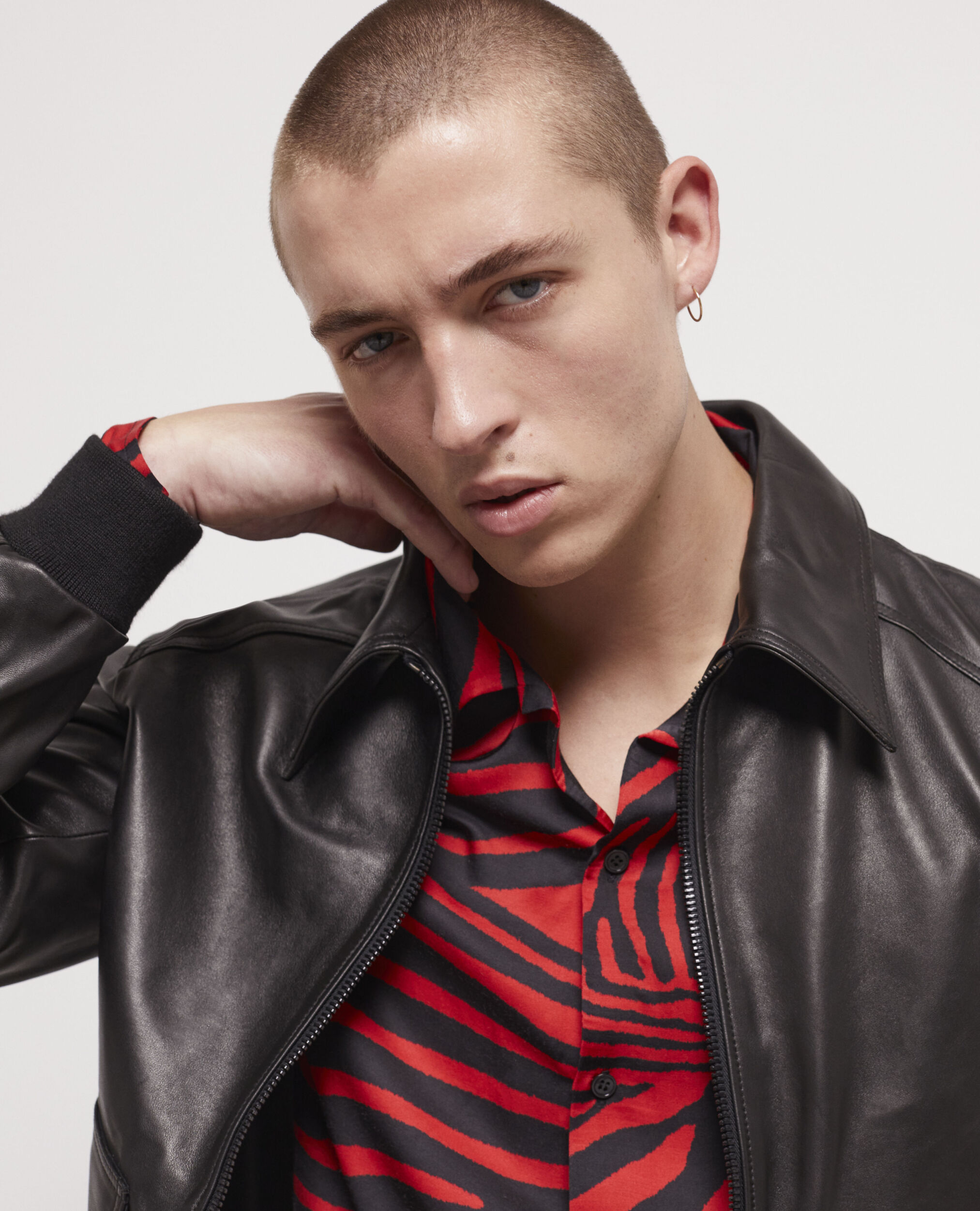 Blouson en cuir noir