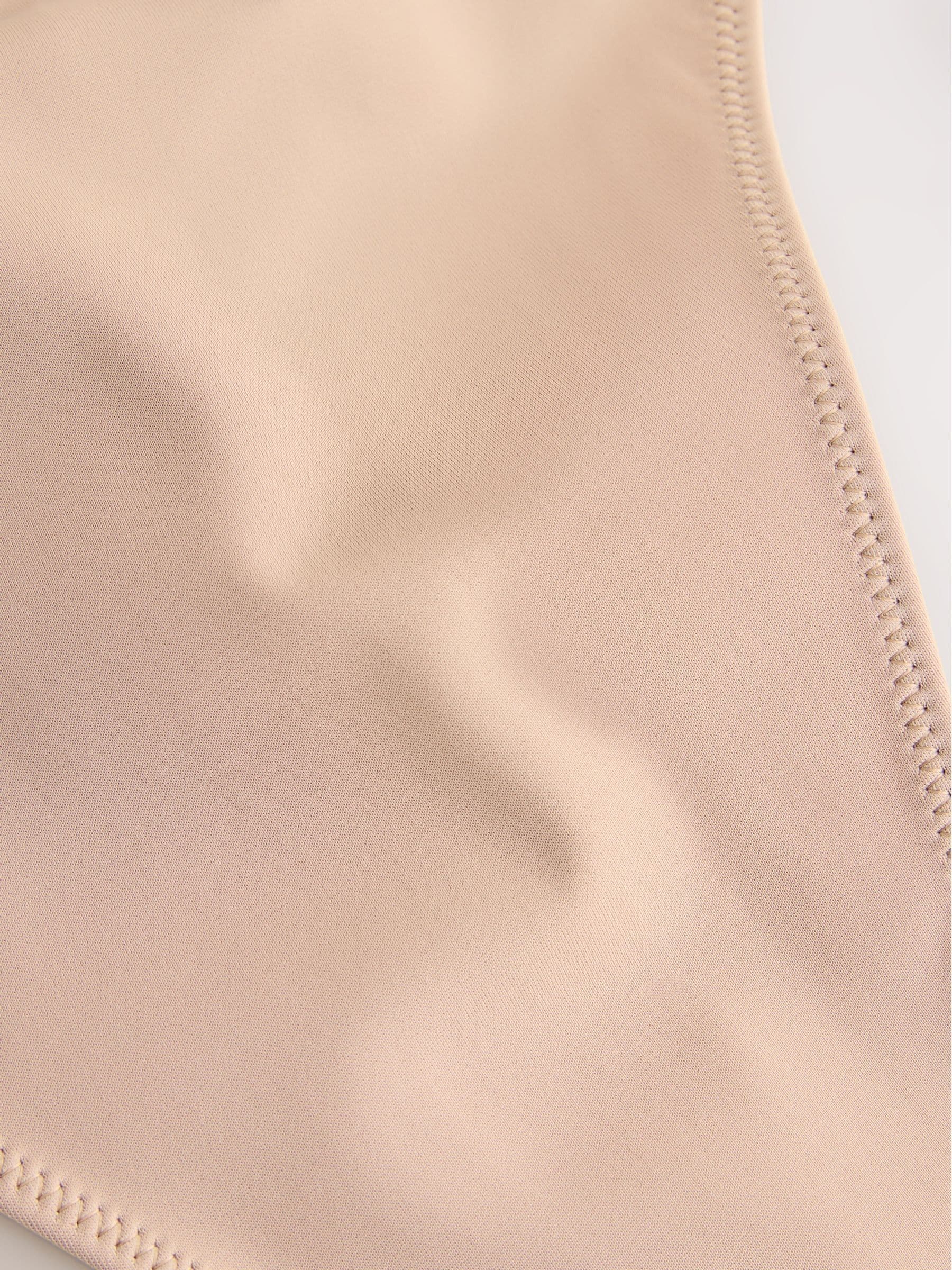 Praline nude - Ingeklapte body met meerdere bandjes en rugleuning