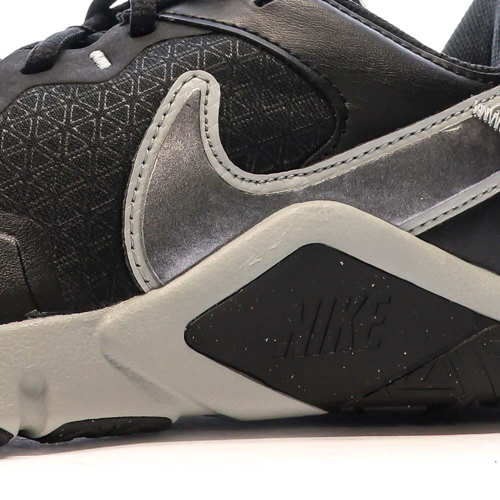 Nike Chaussures de sport Noires/Grises Homme Nike Legend Essential 2
