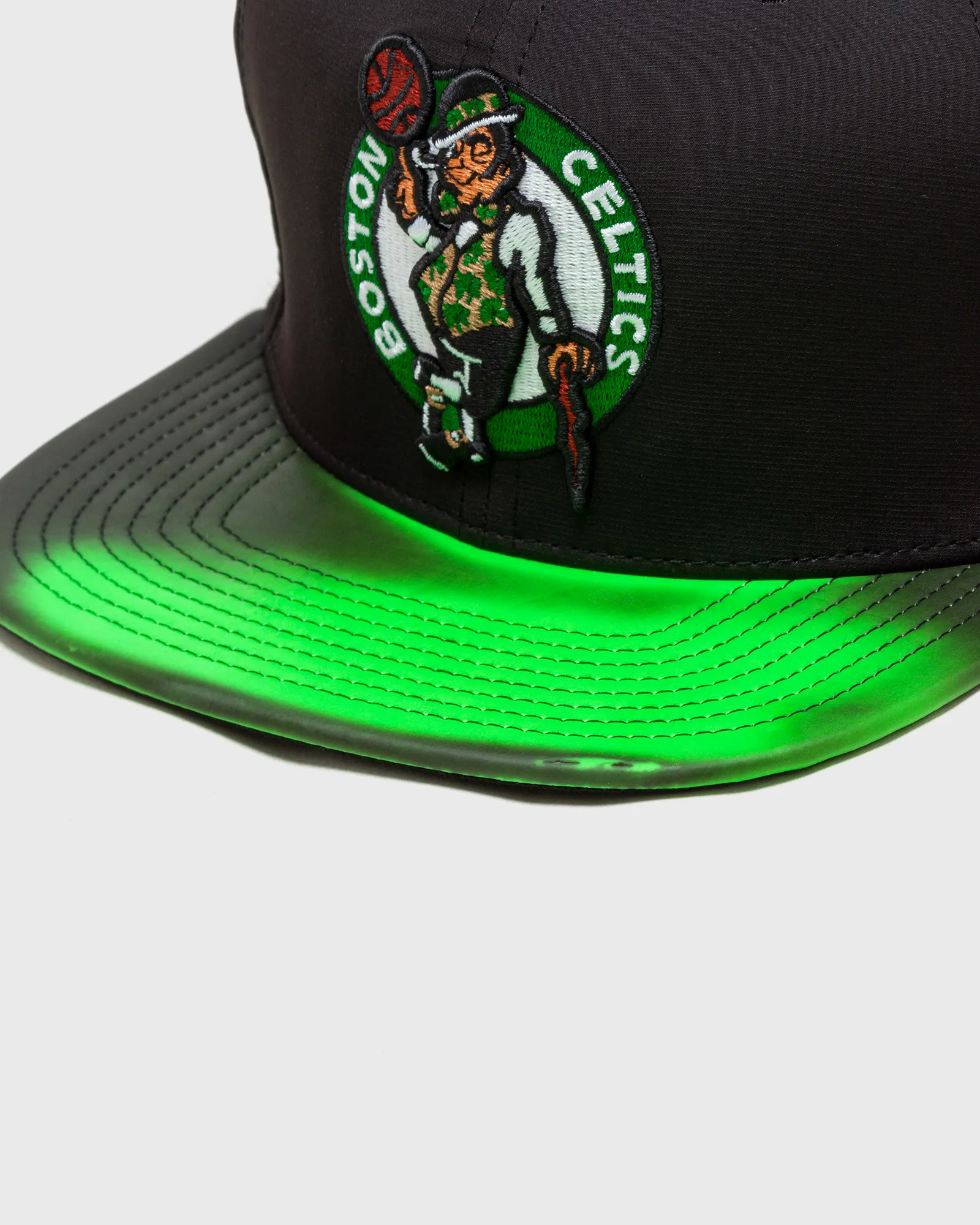 Mitchell & Ness NBA HEAT UP SNAPBACK BOSTON CELTICS