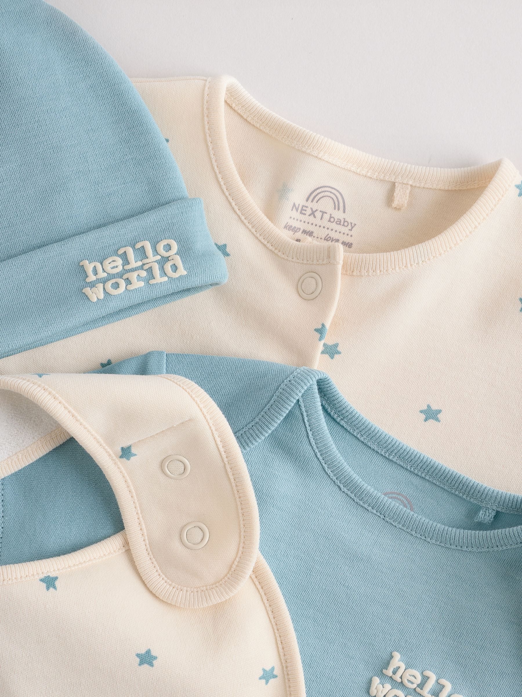 Blauw - Baby Pyjama, Bodysuit, muts en slabbetje 4 -delige set (0-12maanden)
