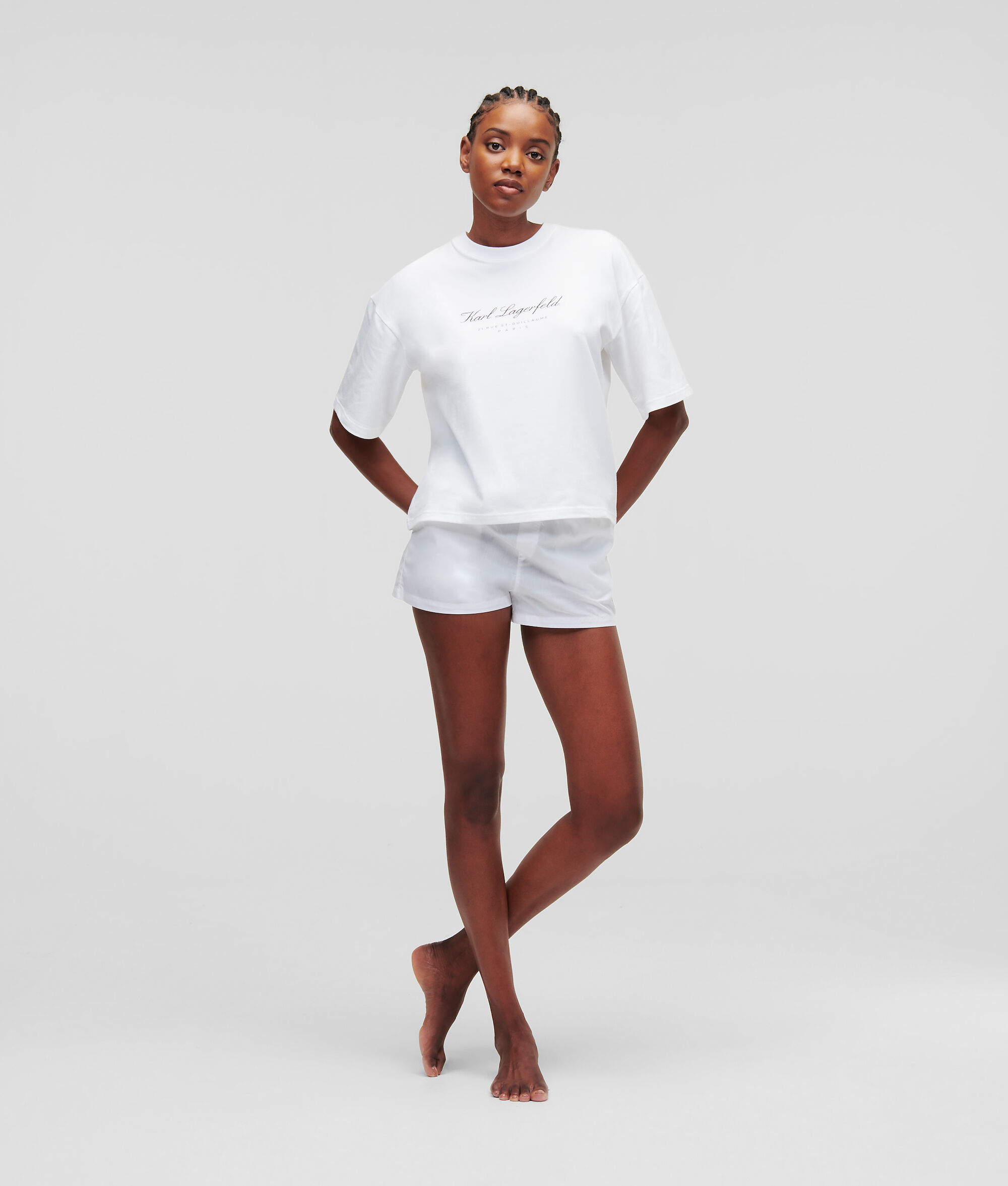 ENSEMBLE PYJAMA T-SHIRT ET SHORT HOTEL KARL