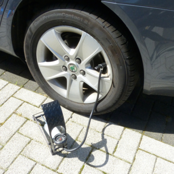 Carpoint Voetpomp enkel Premium