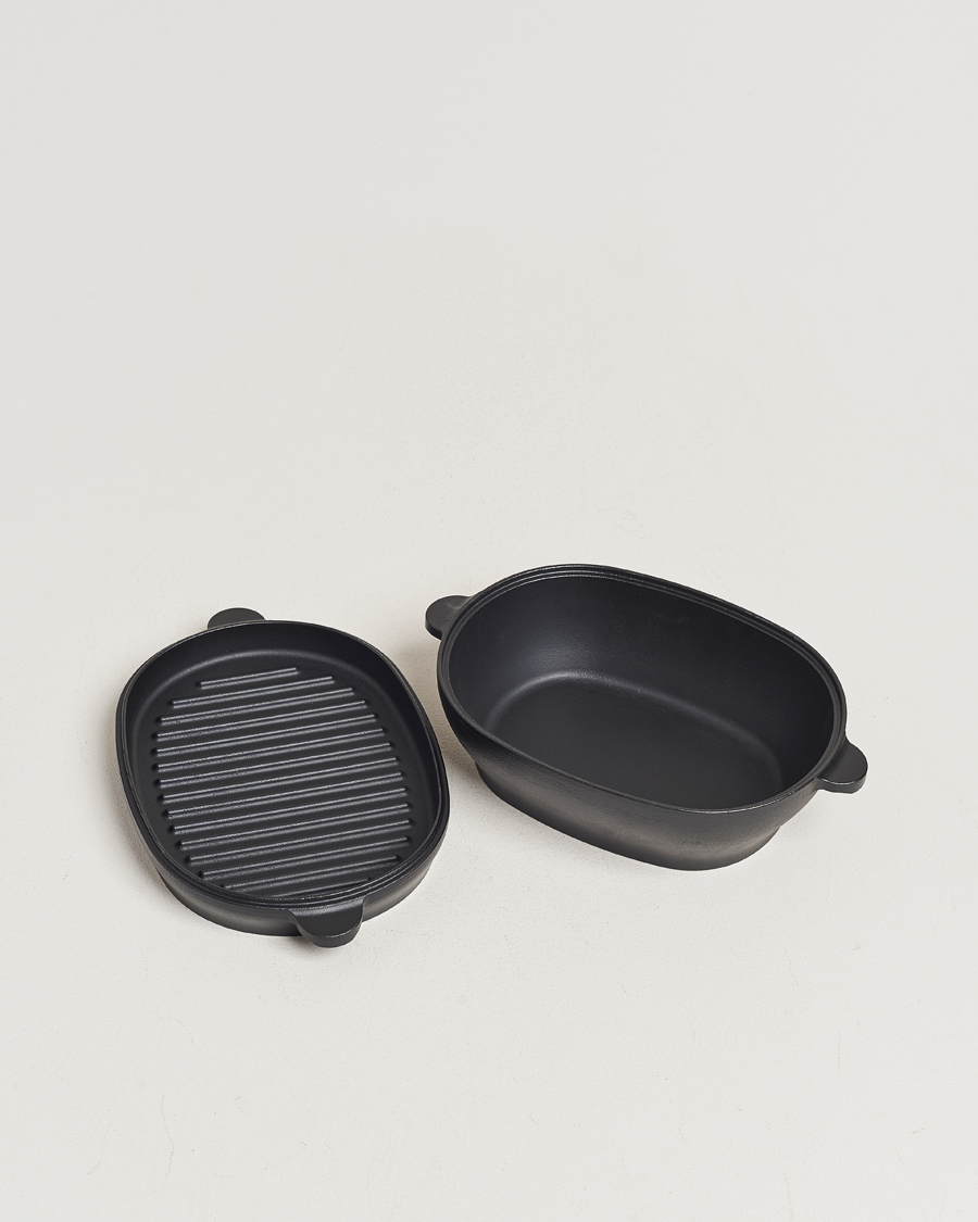 Snow Peak Micro Oval Cast Iron Oven