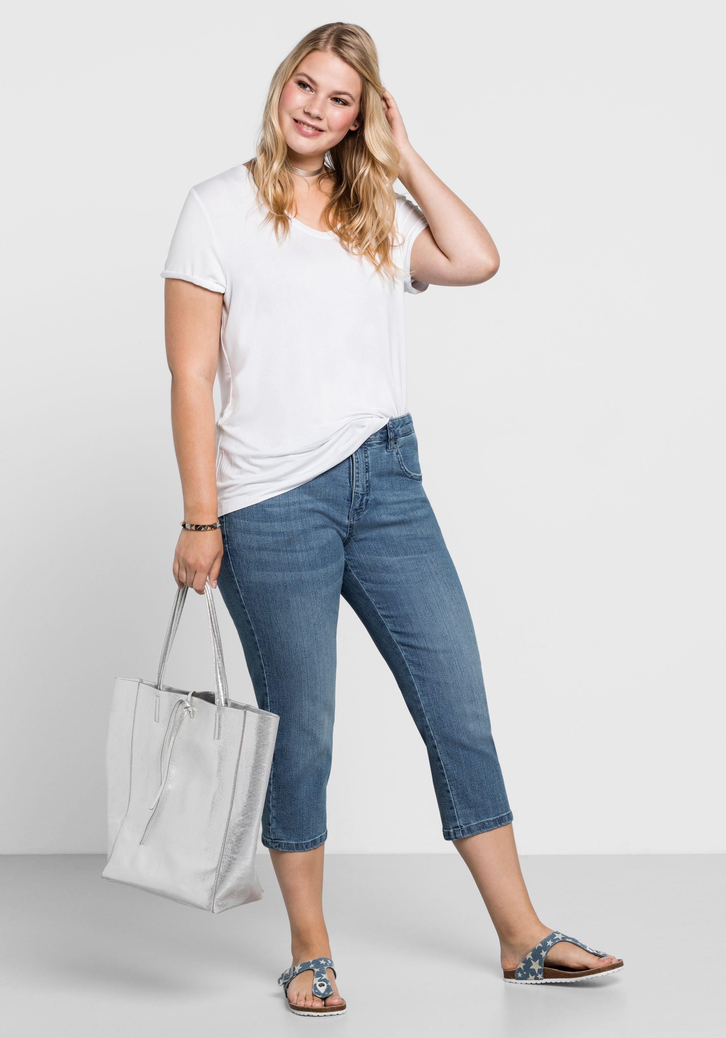 Caprijeans mit Used-Effekten