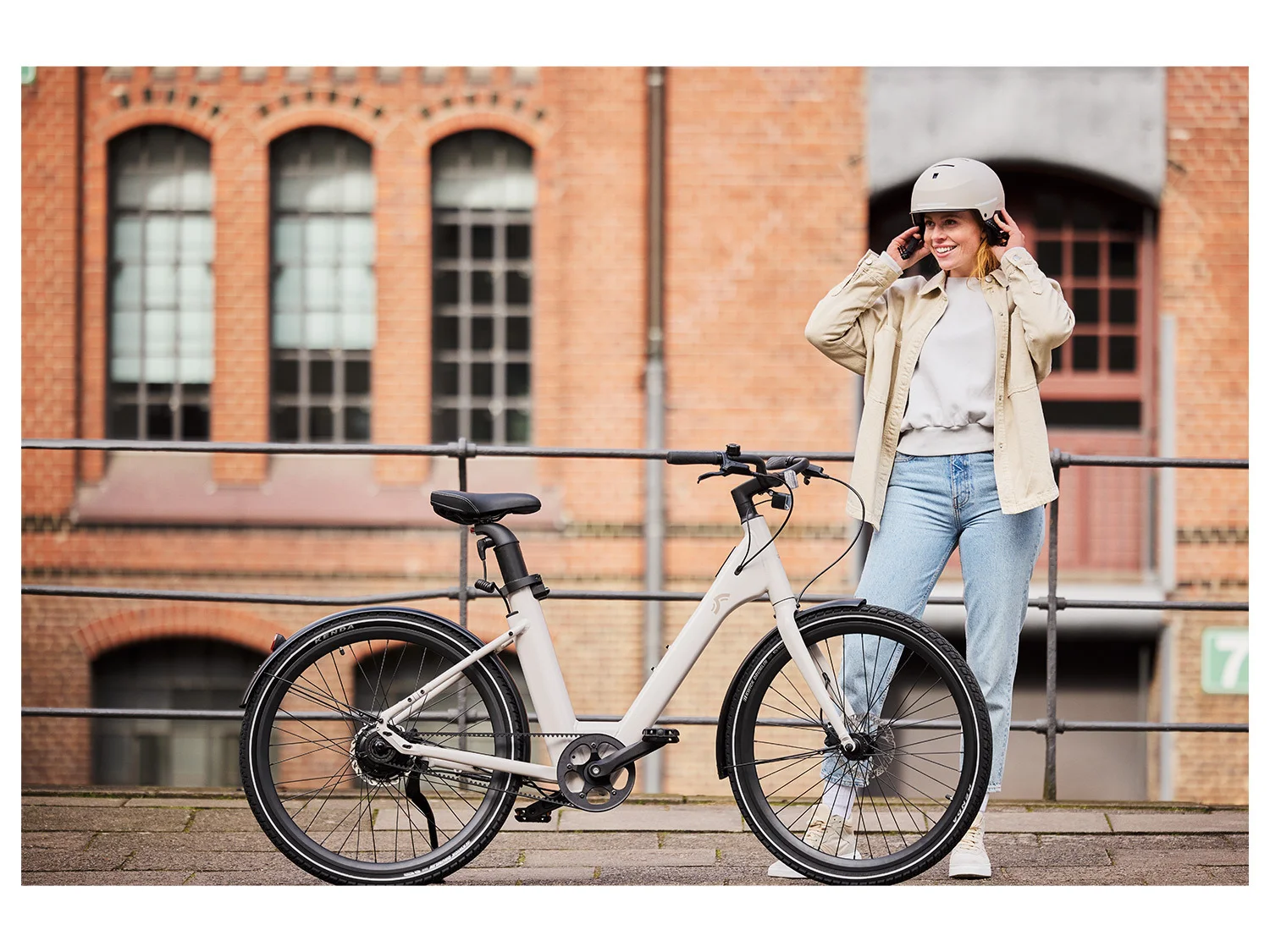 CRIVIT Bicicleta Elétrica Urbana Y