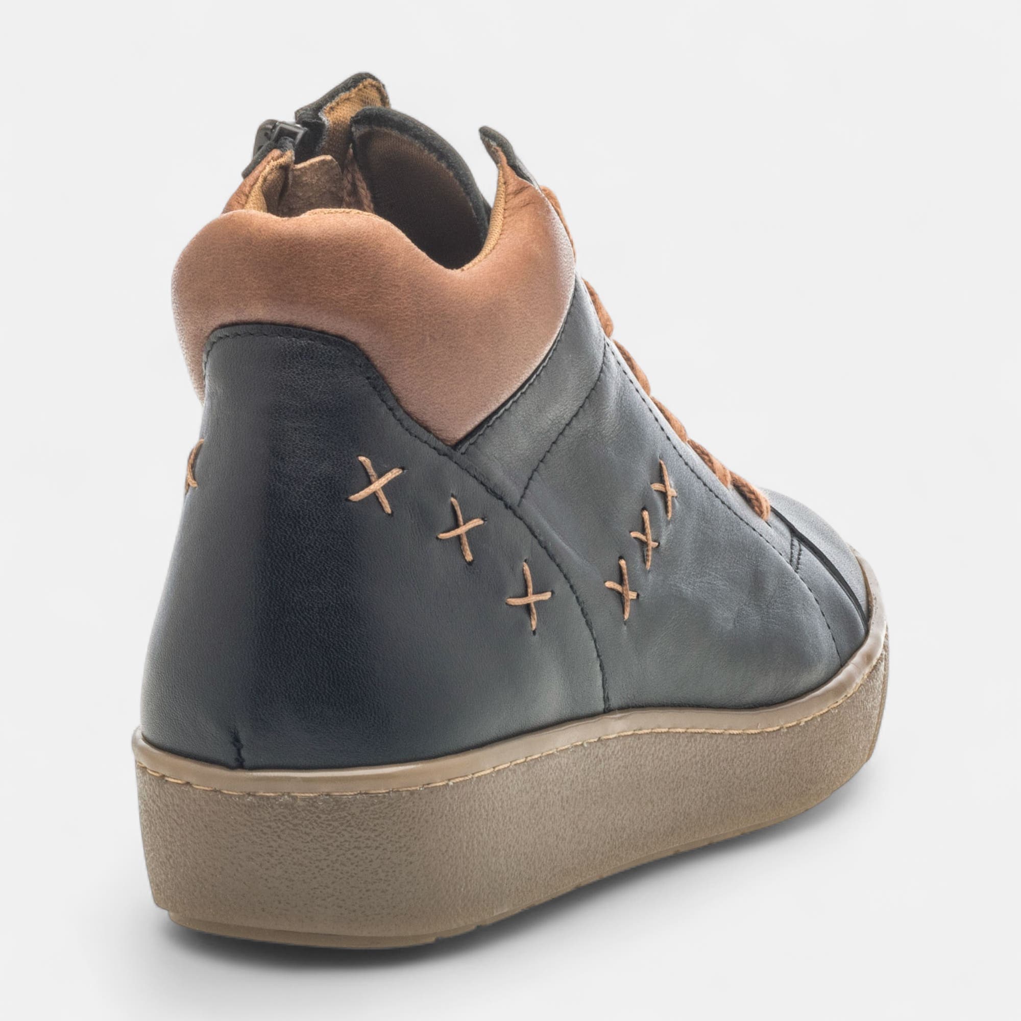 Baskets hautes Femme en cuir noir
