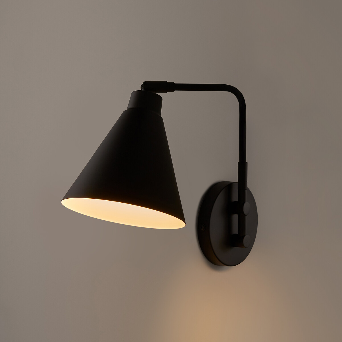 LA REDOUTE INTERIEURS<br>Luminária de parede articulada em metal, Hiba
