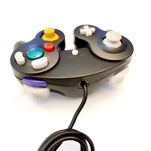 Wii- og Gamecube-kompatibel håndkontrol med vibrationer