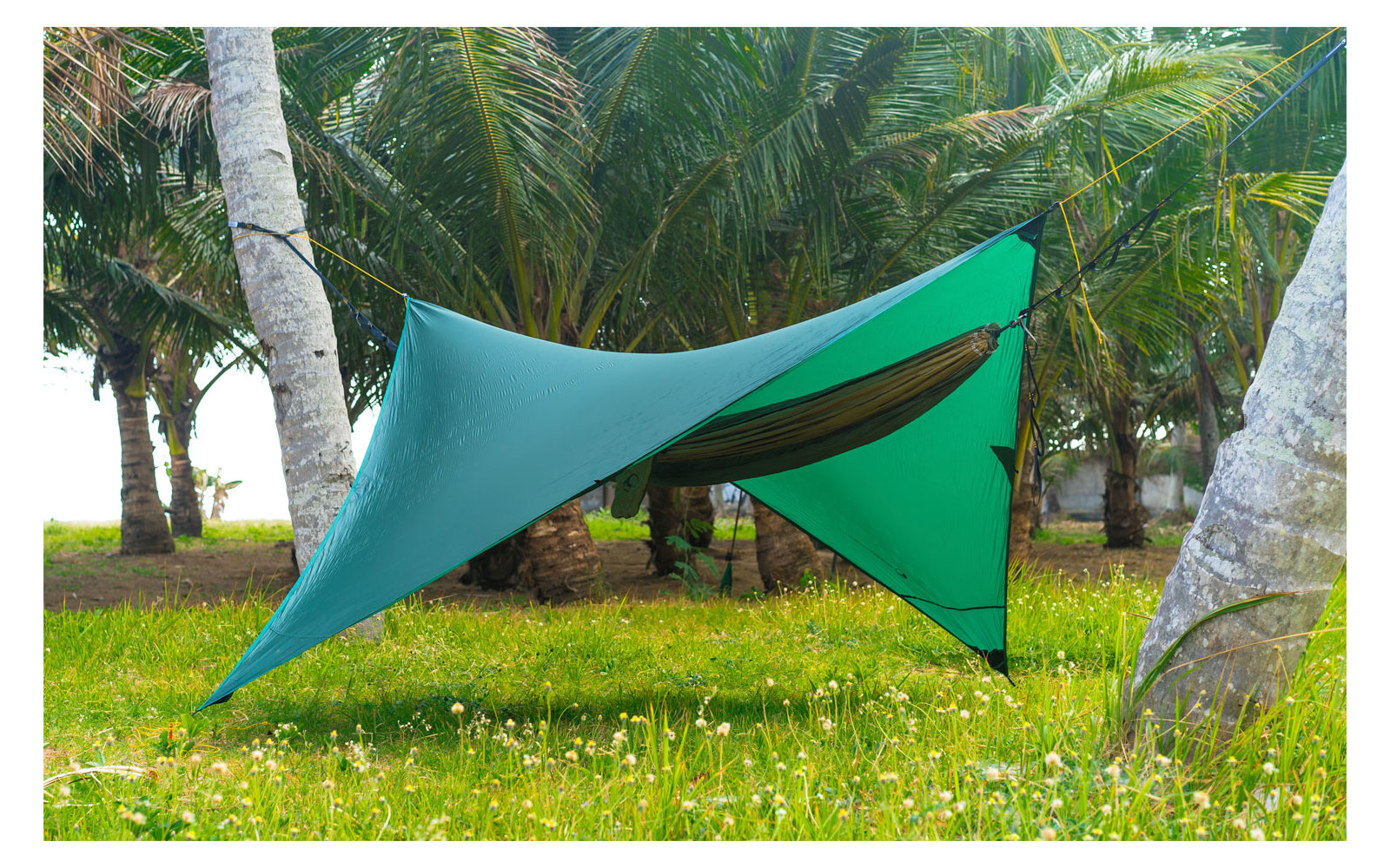 Ticket to the Moon Lightest Hammock Tarp für Hängematten 250 x 250 cm