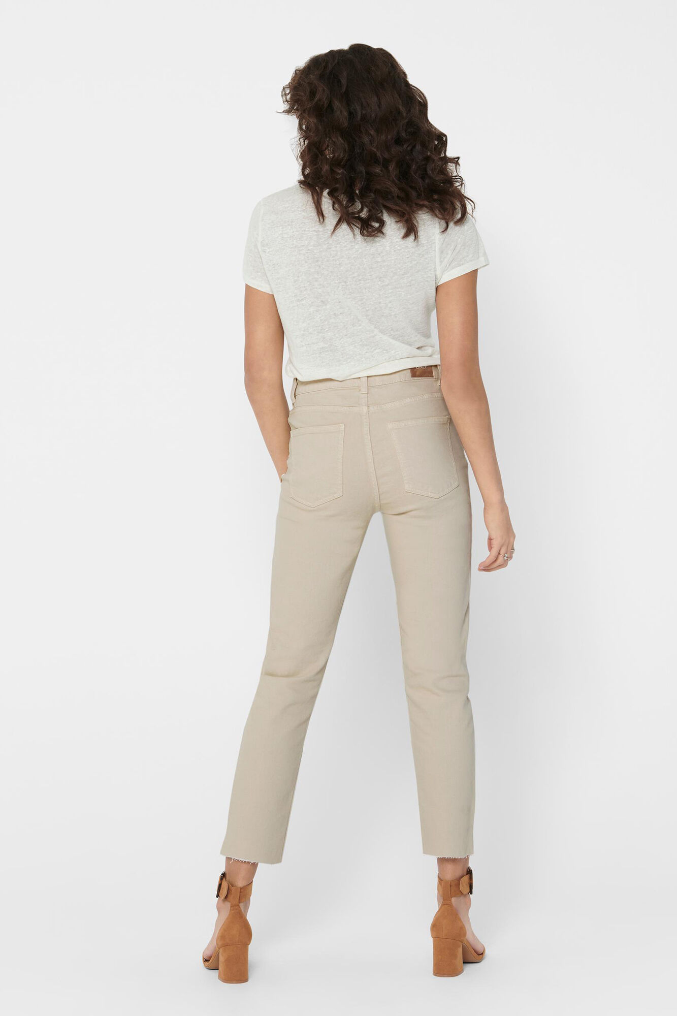 calça jeans reta