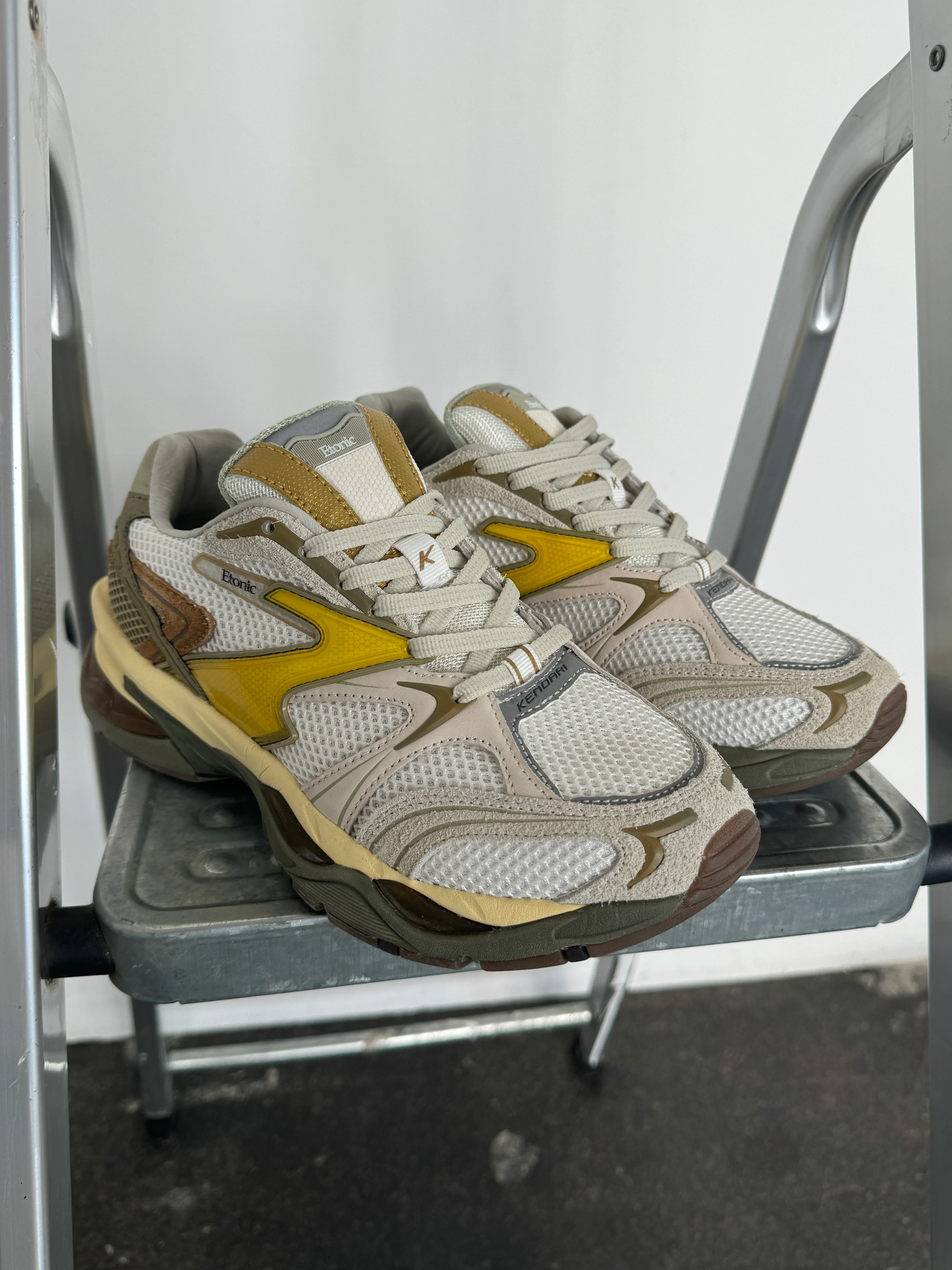Etonic  Kendari sneakers - White-Moutarde