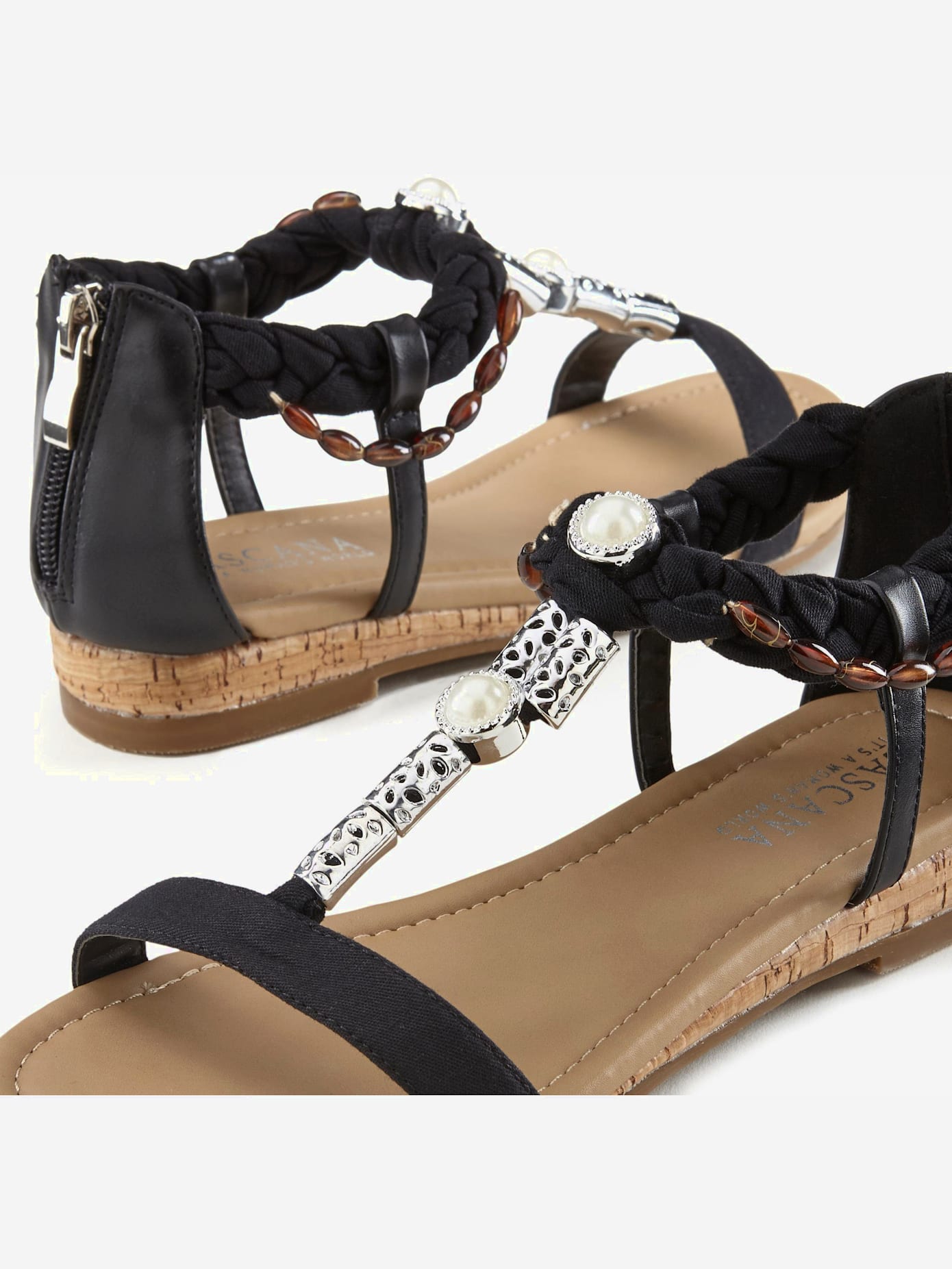 Sandales éléments décoratifs tendance et petit talon compensé confortable