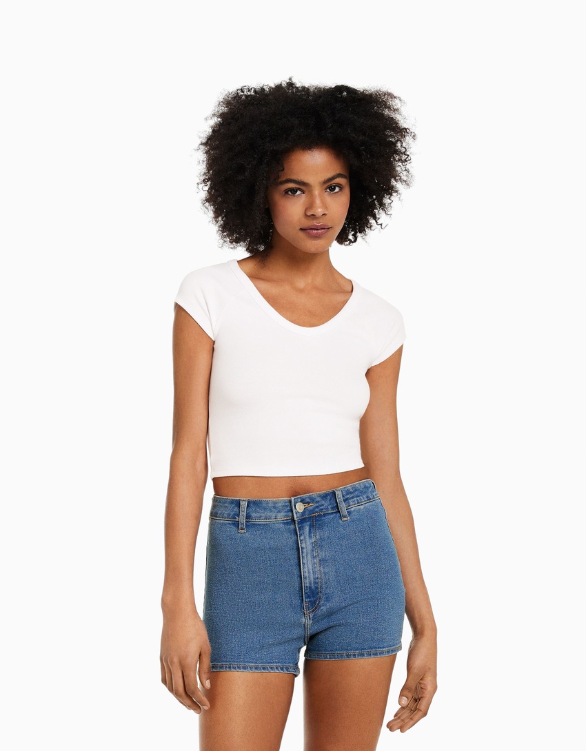Shorts jeans de cintura alta com elastano