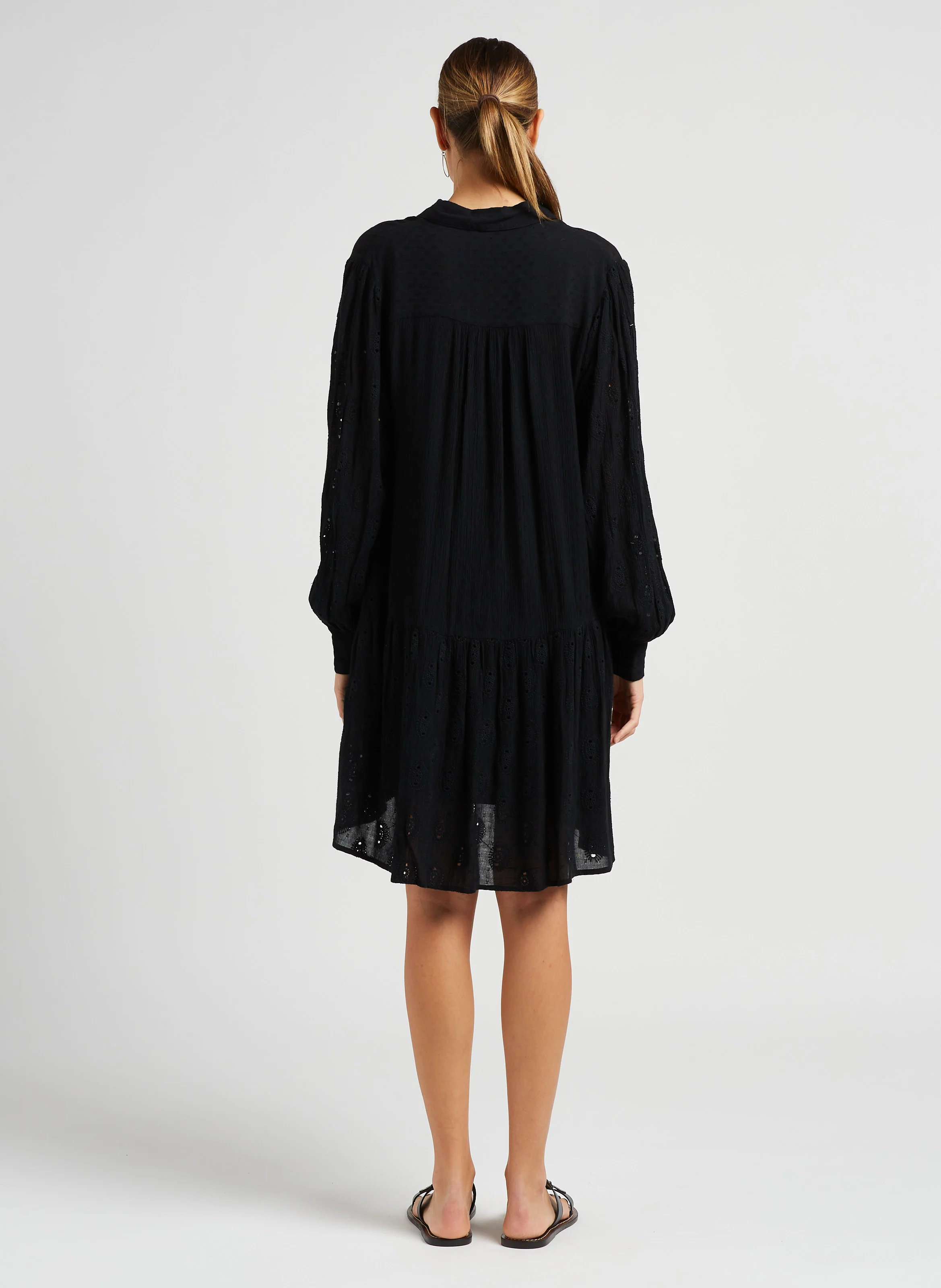 ODETTE - Sandales plates en cuir python | Noir