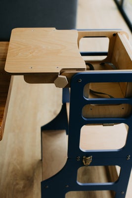 Duck Woodworks 3-i-1 Sammenleggbar Læringstårn med Matstol, Blå