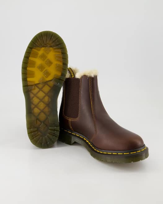 Dr. Martens Leonore Chelsea Boots in Braun