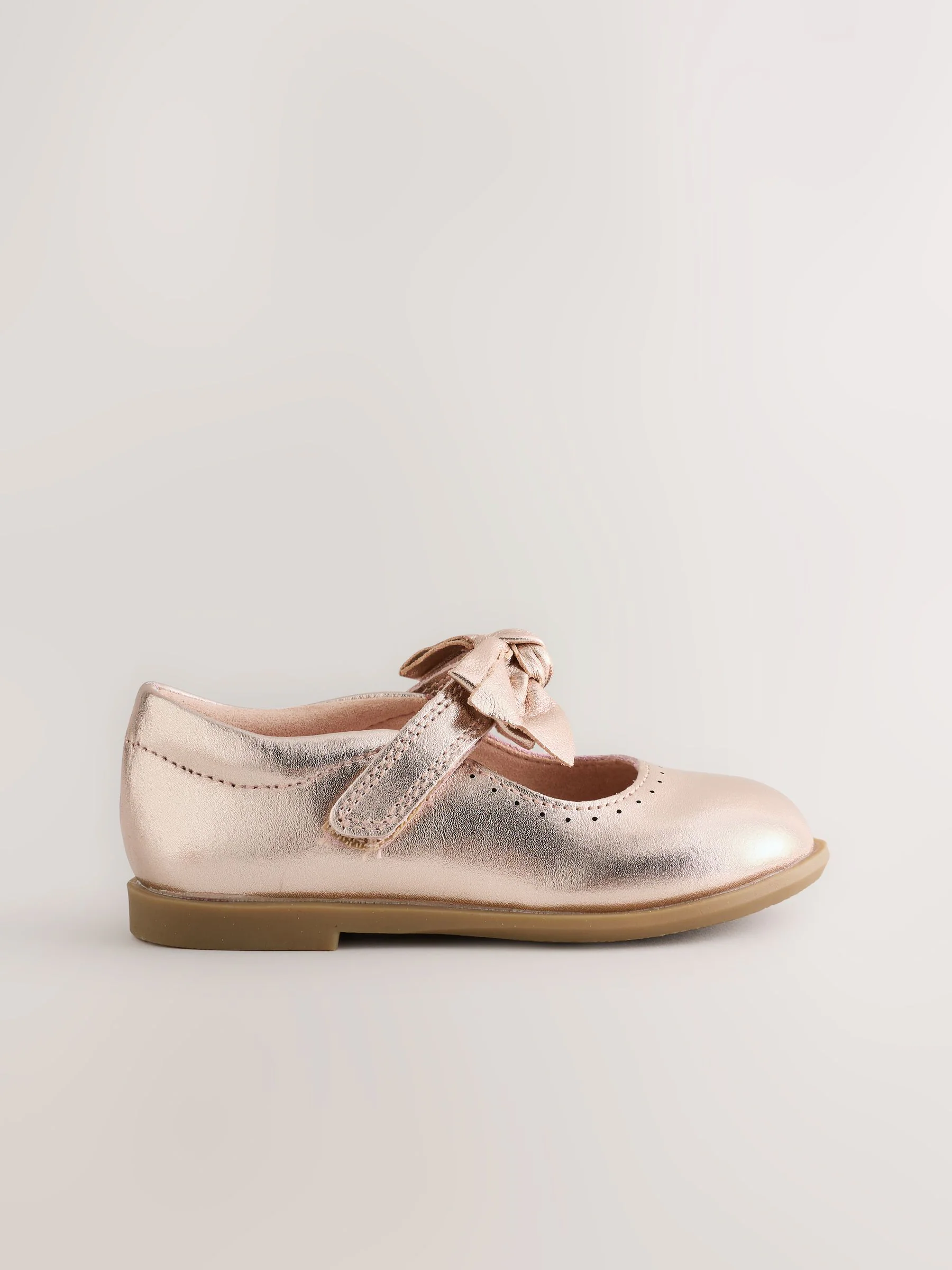 Roségoudkleurig - Leren schoenen met striksluiting