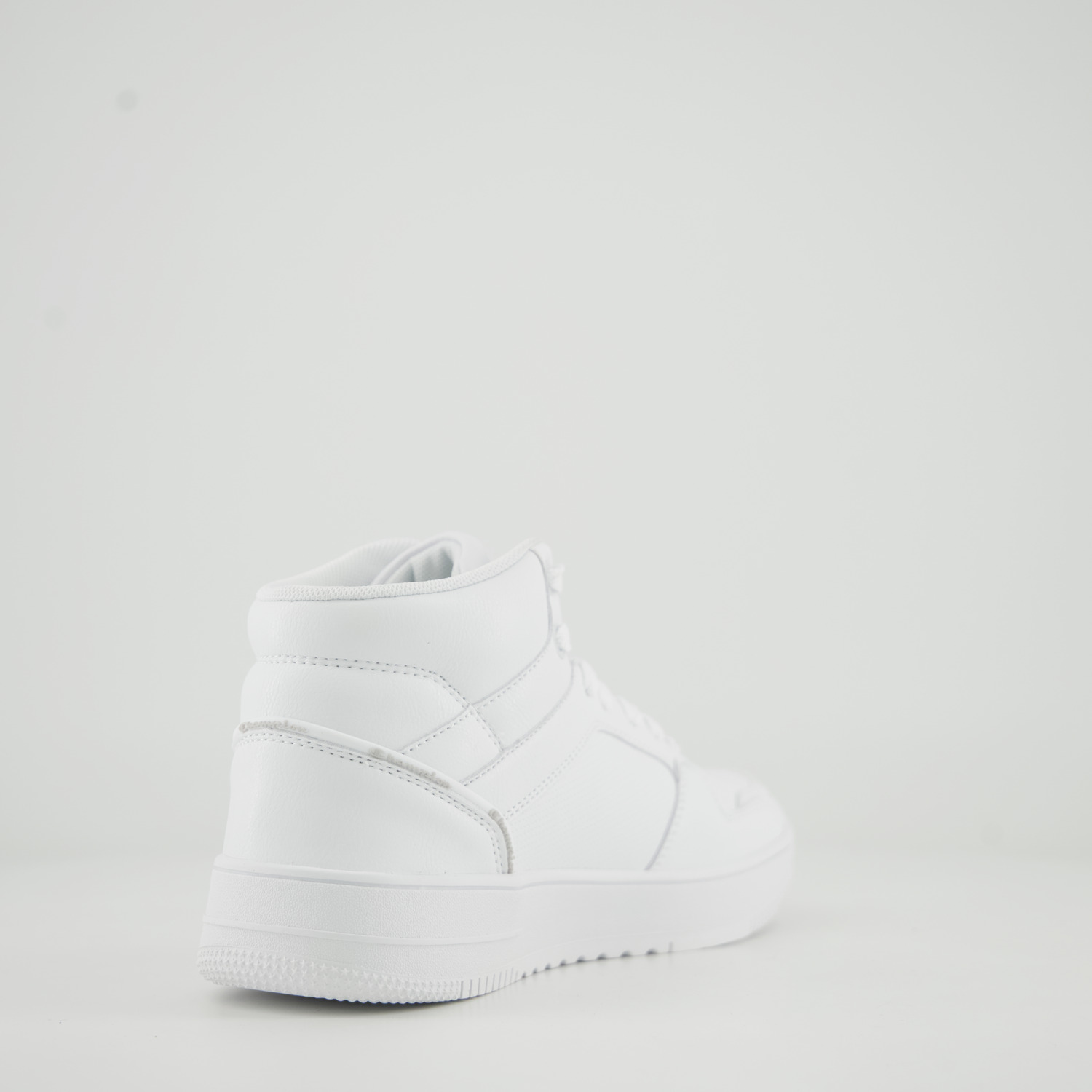 Champion Rebound 2.0 mid mid cut shoe