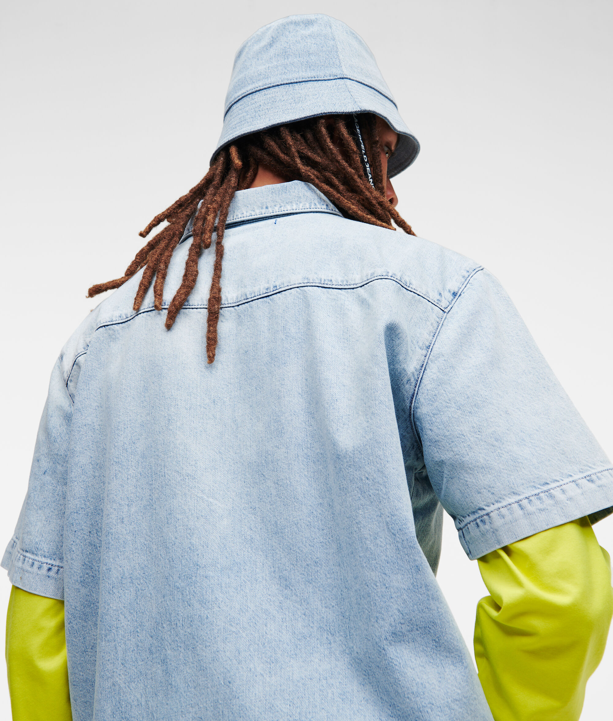 CHEMISE EN DENIM À MANCHES COURTES KLJ