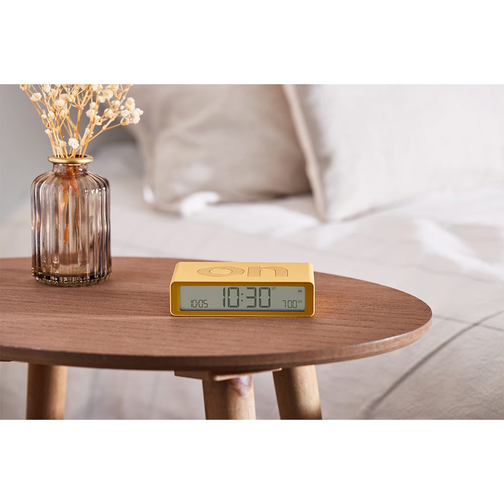 Flip Classic Digitaler Wecker Nachttisch Uhr mit LCD Display (LEX-LR157J9) - Gelb