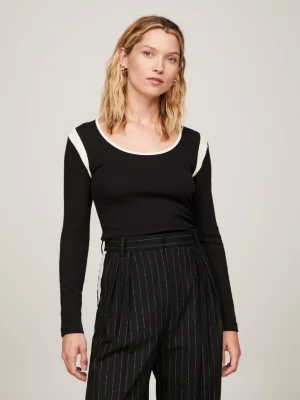 Blusa de manga comprida com decote redondo e blocos de cor