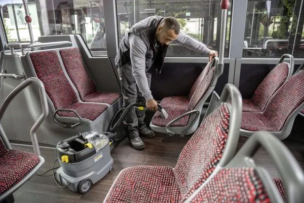 Kärcher Professional Puzzi 8/1 Tæpperenser